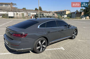 Ліфтбек Volkswagen Arteon 2021 в Ромнах