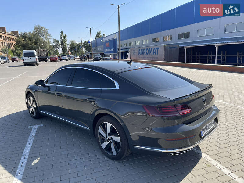 Ліфтбек Volkswagen Arteon 2021 в Ромнах
