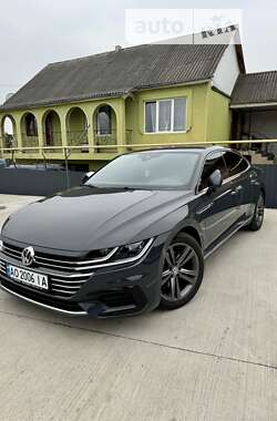 Ліфтбек Volkswagen Arteon 2017 в Іршаві