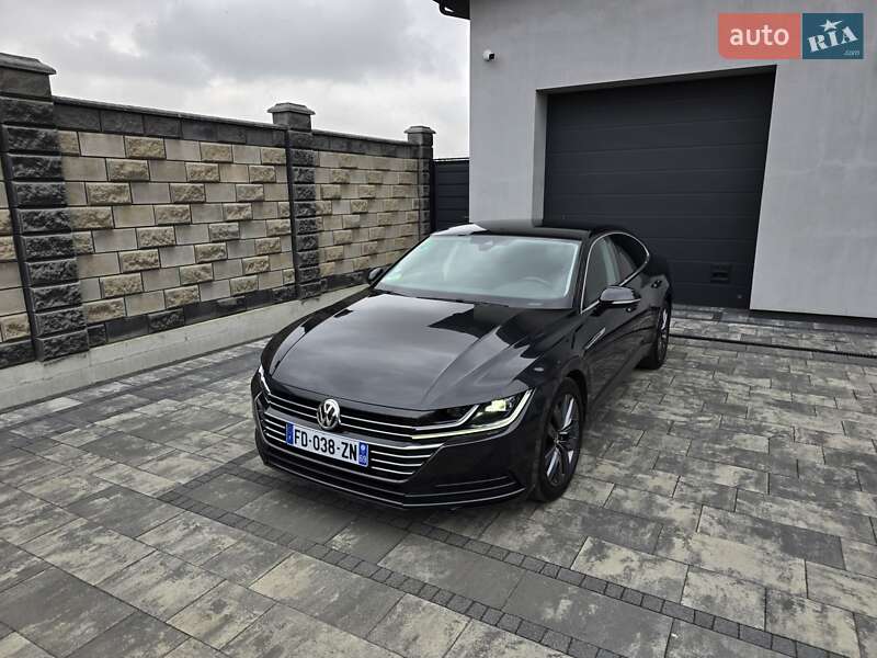 Ліфтбек Volkswagen Arteon 2019 в 