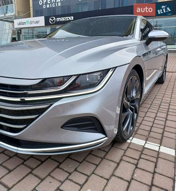 Лифтбек Volkswagen Arteon 2021 в Киеве