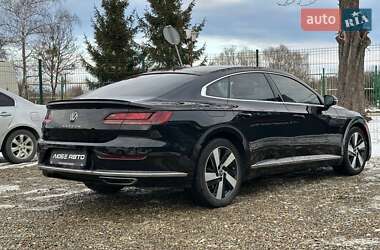 Ліфтбек Volkswagen Arteon 2021 в Стрию