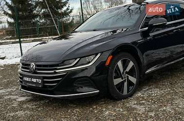 Ліфтбек Volkswagen Arteon 2021 в Стрию