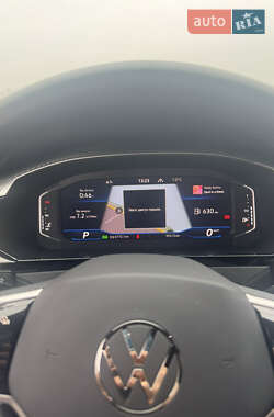 Универсал Volkswagen Arteon 2023 в 