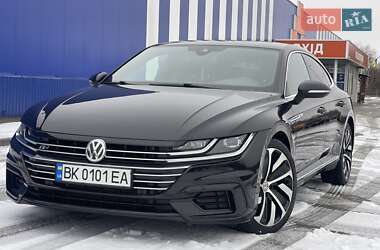 Ліфтбек Volkswagen Arteon 2018 в Дубні