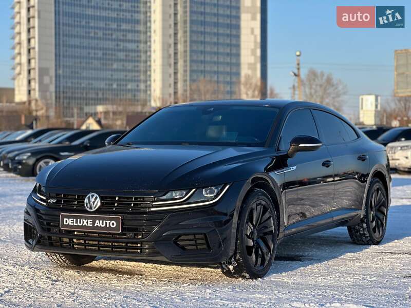 Лифтбек Volkswagen Arteon 2017 в Киеве