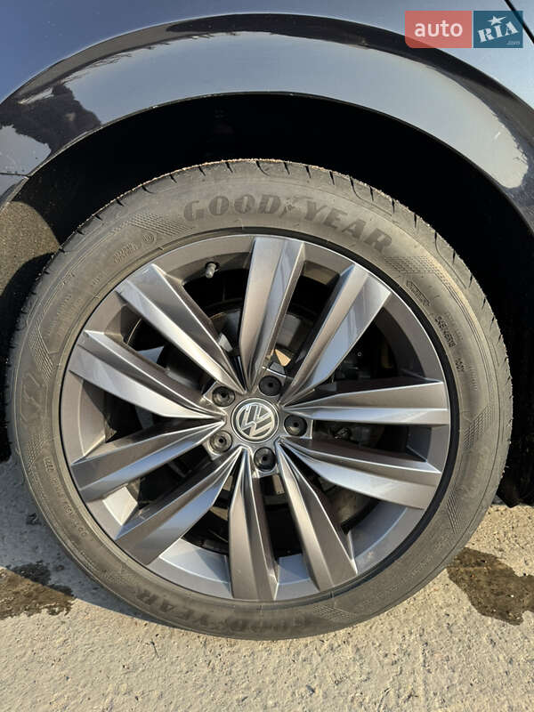 Лифтбек Volkswagen Arteon 2017 в Коростене