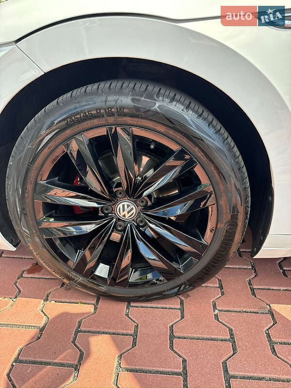 Ліфтбек Volkswagen Arteon 2019 в Києві
