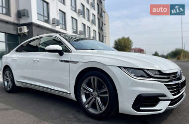 Ліфтбек Volkswagen Arteon 2018 в 
