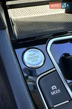 Ліфтбек Volkswagen Arteon 2019 в 