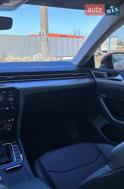 Ліфтбек Volkswagen Arteon 2019 в 