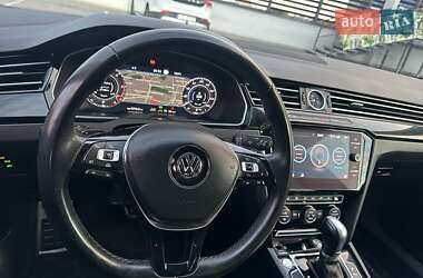 Лифтбек Volkswagen Arteon 2018 в 