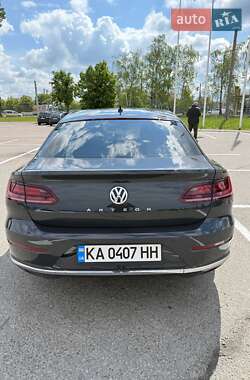 Лифтбек Volkswagen Arteon 2017 в 