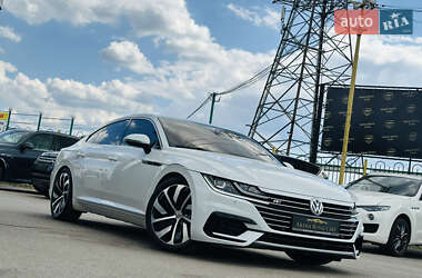 Лифтбек Volkswagen Arteon 2017 в 