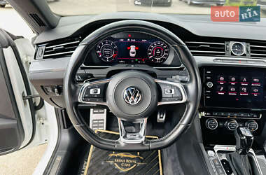Лифтбек Volkswagen Arteon 2017 в 