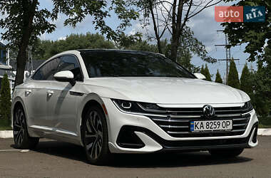 Лифтбек Volkswagen Arteon 2018 в Киеве