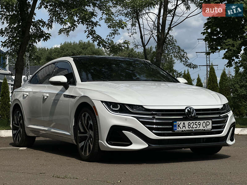 Лифтбек Volkswagen Arteon 2018 в Киеве