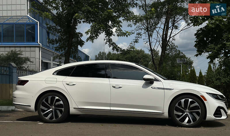 Лифтбек Volkswagen Arteon 2018 в Киеве