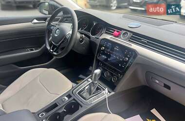 Лифтбек Volkswagen Arteon 2018 в 