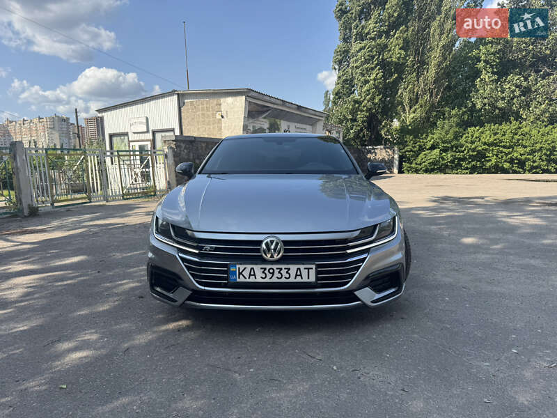 Лифтбек Volkswagen Arteon 2019 в Киеве