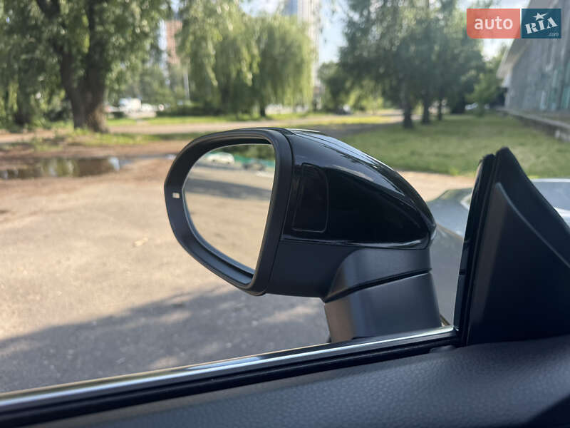 Лифтбек Volkswagen Arteon 2019 в Киеве