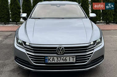 Лифтбек Volkswagen Arteon 2017 в 