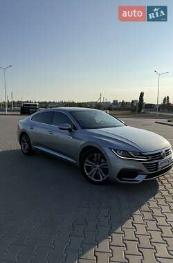 Лифтбек Volkswagen Arteon 2017 в Николаеве