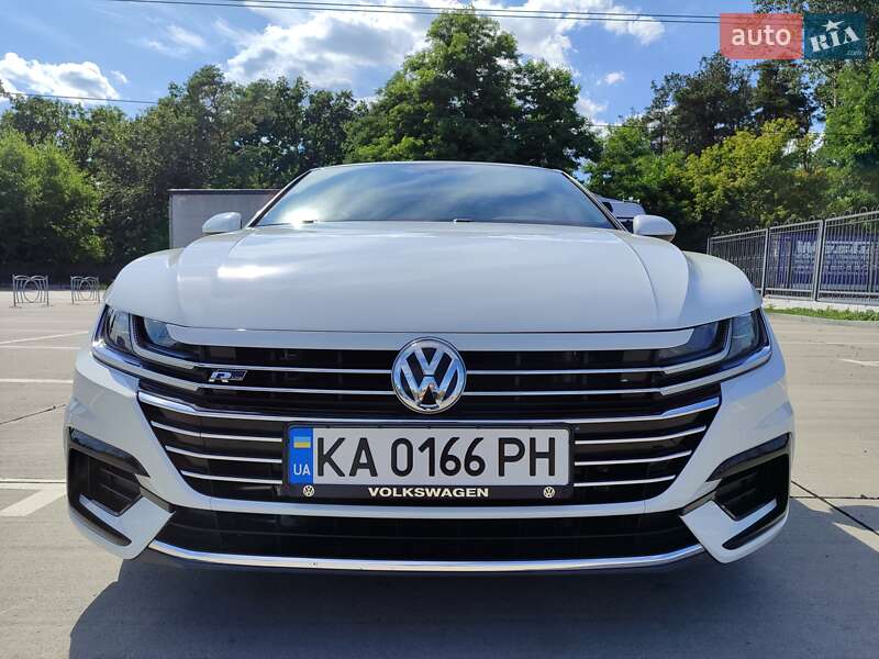 Лифтбек Volkswagen Arteon 2019 в Киеве