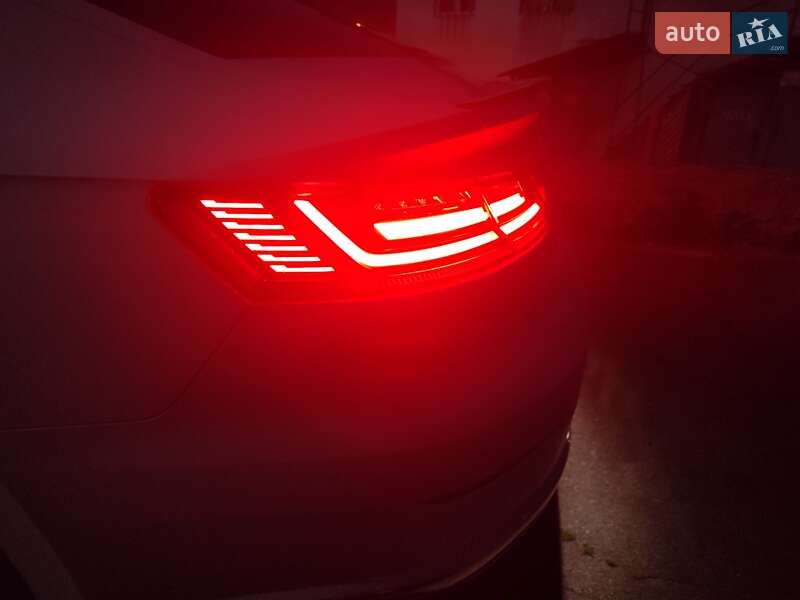 Лифтбек Volkswagen Arteon 2019 в Киеве