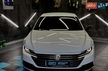 Ліфтбек Volkswagen Arteon 2017 в Києві
