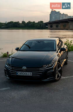 Лифтбек Volkswagen Arteon 2021 в Киеве