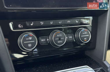 Лифтбек Volkswagen Arteon 2017 в 