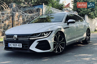Лифтбек Volkswagen Arteon 2018 в Львове