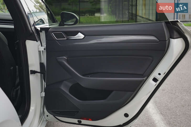 Лифтбек Volkswagen Arteon 2019 в Харькове