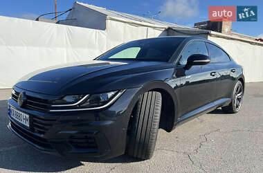 Лифтбек Volkswagen Arteon 2018 в Киеве