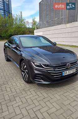 Лифтбек Volkswagen Arteon 2024 в 