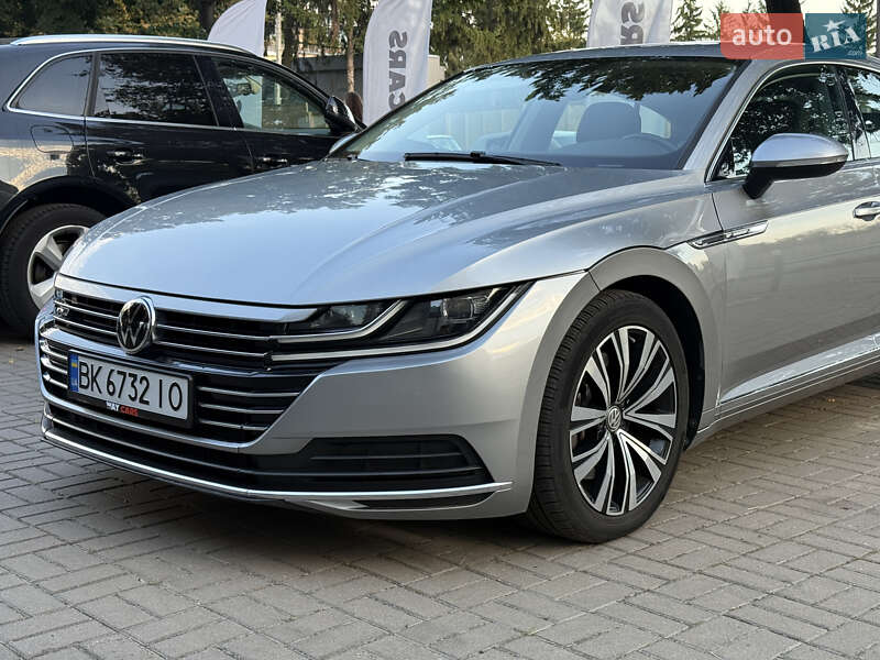 Лифтбек Volkswagen Arteon 2018 в Ровно фото 9 Лифтбек Volkswagen Arteon 2018 в Ровно
