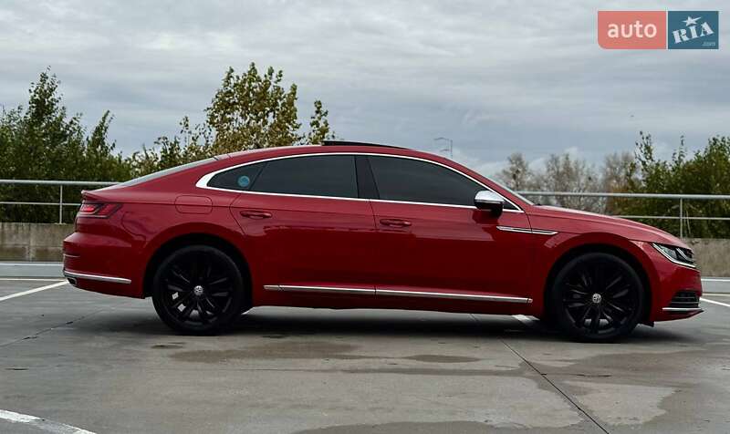 Лифтбек Volkswagen Arteon 2019 в Киеве фото 17 Лифтбек Volkswagen Arteon 2019 в Киеве