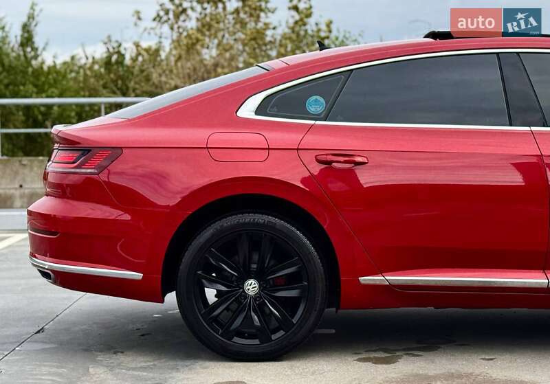 Лифтбек Volkswagen Arteon 2019 в Киеве фото 18 Лифтбек Volkswagen Arteon 2019 в Киеве