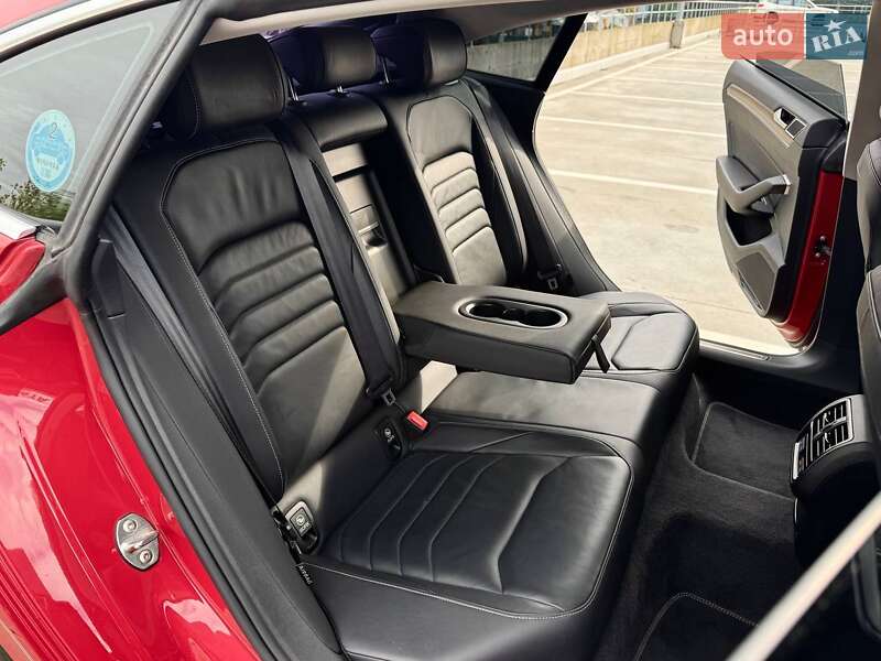 Лифтбек Volkswagen Arteon 2019 в Киеве фото 29 Лифтбек Volkswagen Arteon 2019 в Киеве