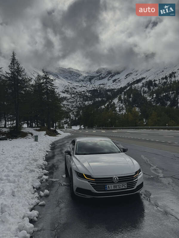Лифтбек Volkswagen Arteon 2017 в Киеве