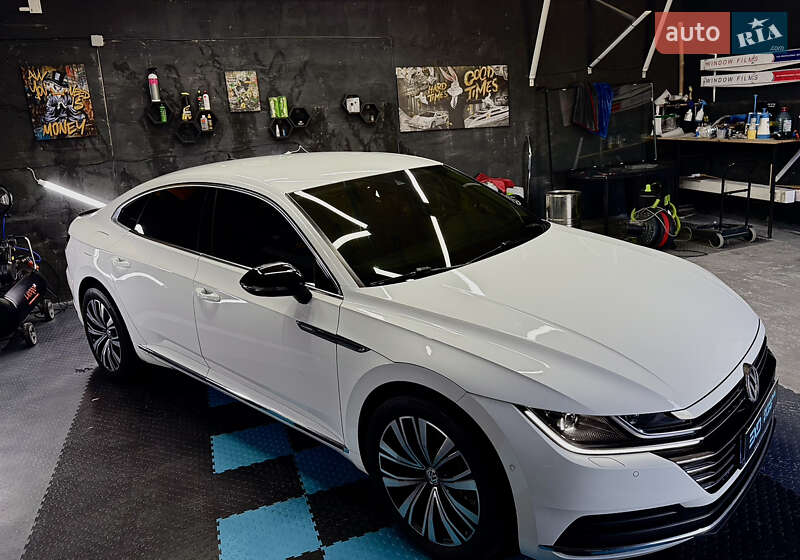 Лифтбек Volkswagen Arteon 2017 в Киеве