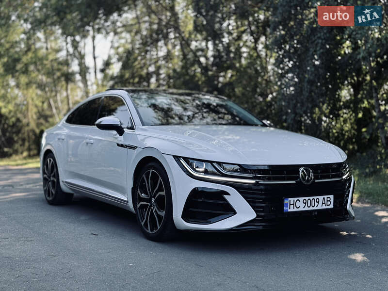 Лифтбек Volkswagen Arteon 2018 в Львове
