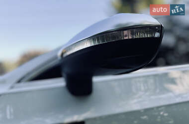 Лифтбек Volkswagen Arteon 2018 в 