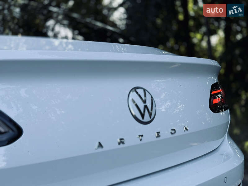 Лифтбек Volkswagen Arteon 2018 в Львове