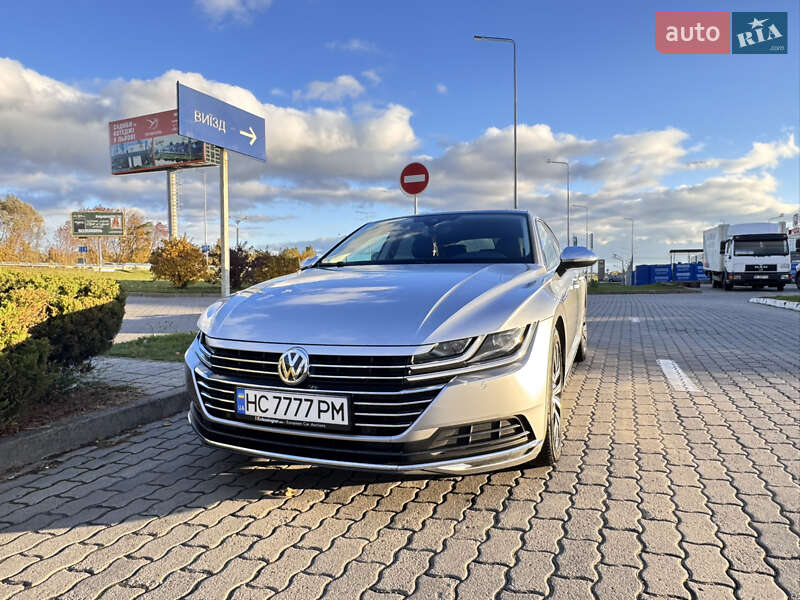 Лифтбек Volkswagen Arteon 2018 в Львове