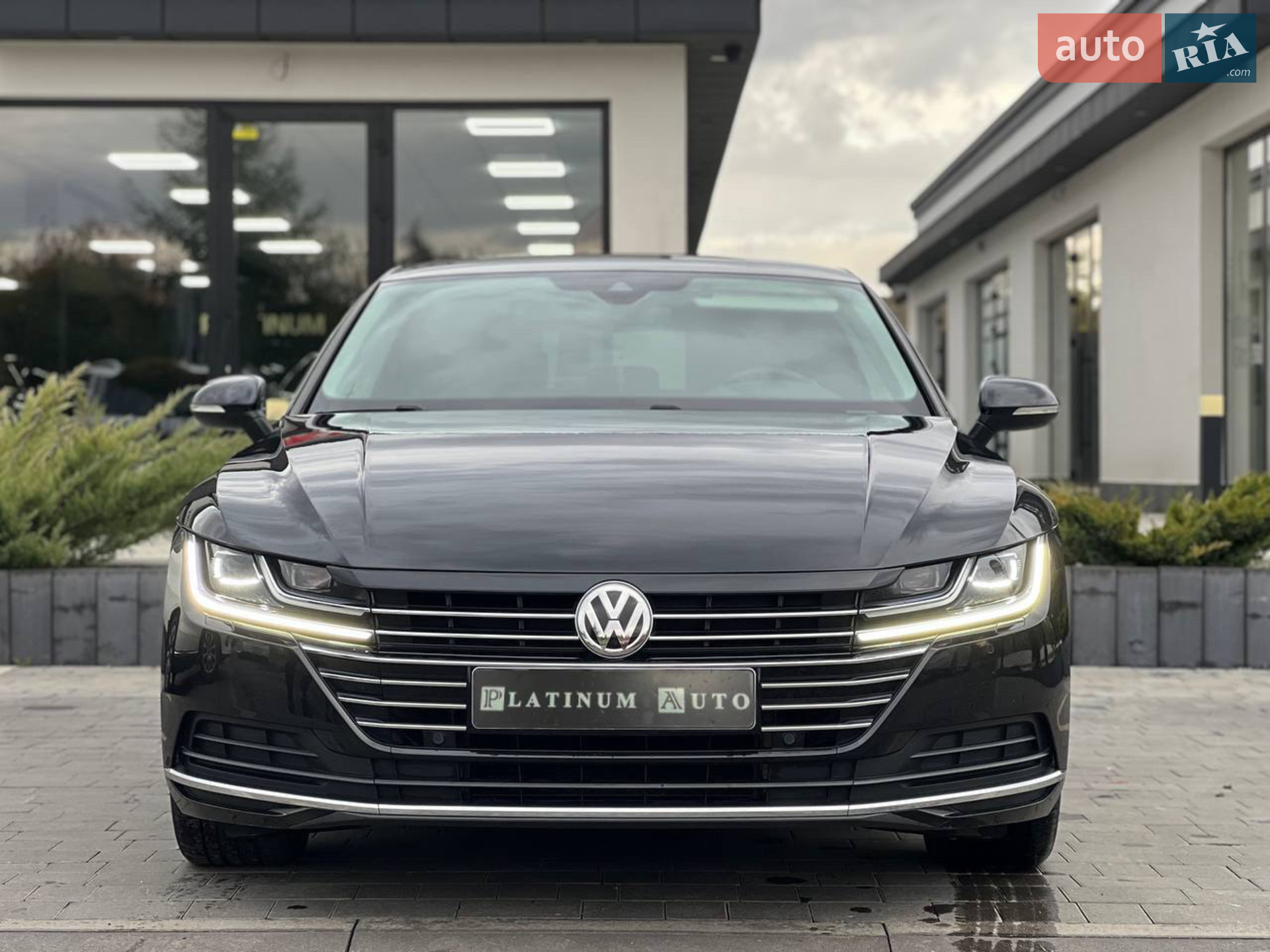 Volkswagen Arteon 2019 VIN WVWZZZ3HZKE200079 фото оголошення 2 з 5