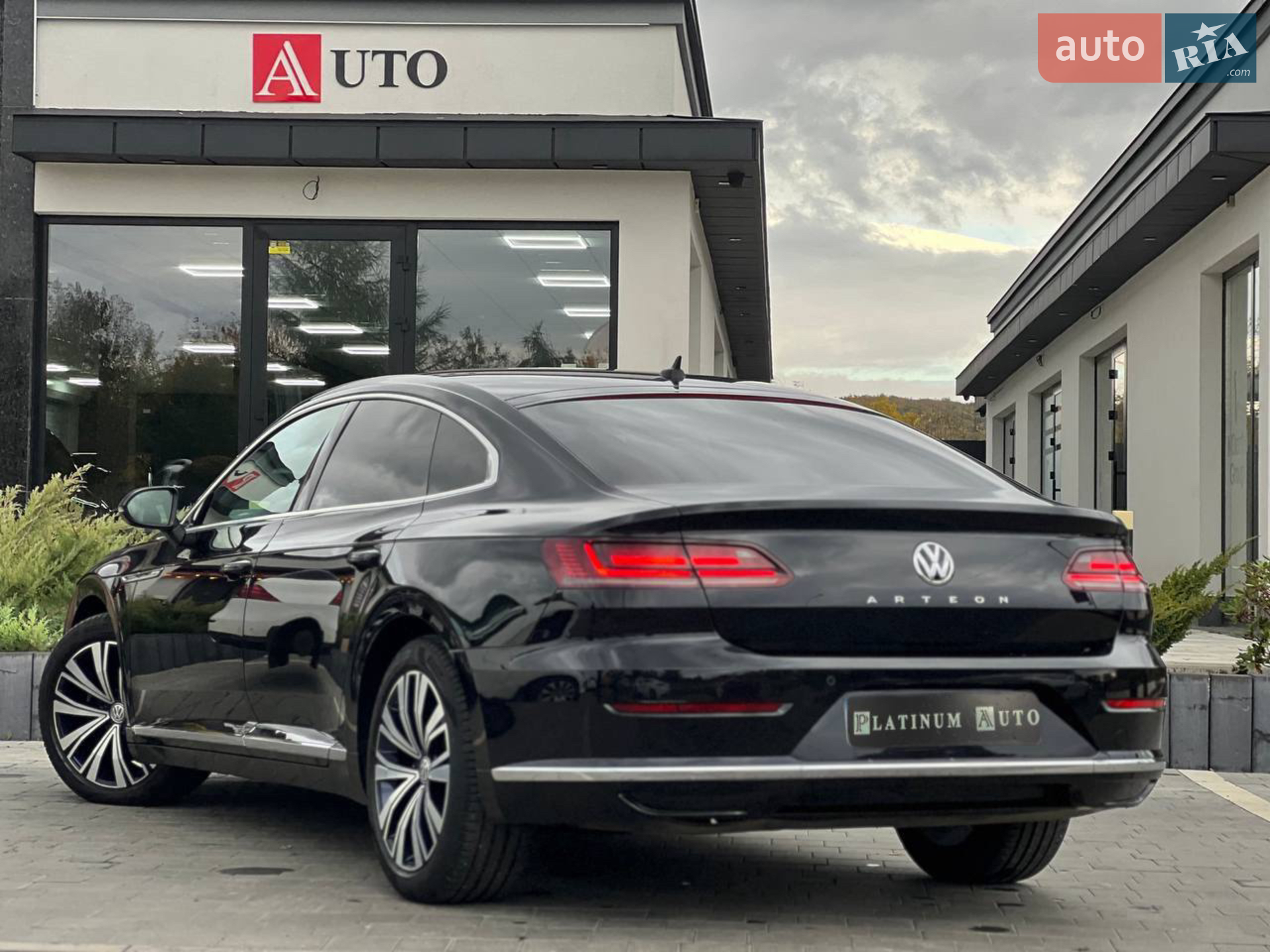 Volkswagen Arteon 2019 VIN WVWZZZ3HZKE200079 фото оголошення 3 з 5