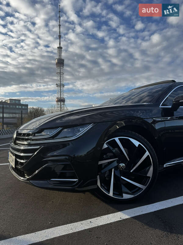 Лифтбек Volkswagen Arteon 2020 в Киеве