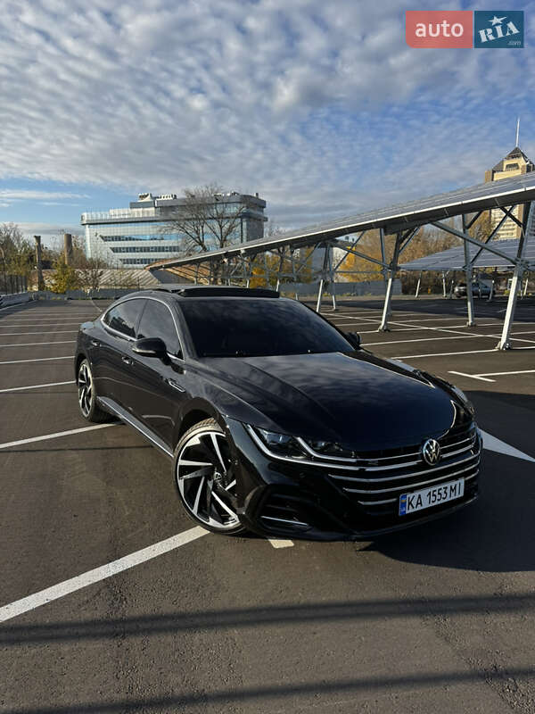 Лифтбек Volkswagen Arteon 2020 в Киеве
